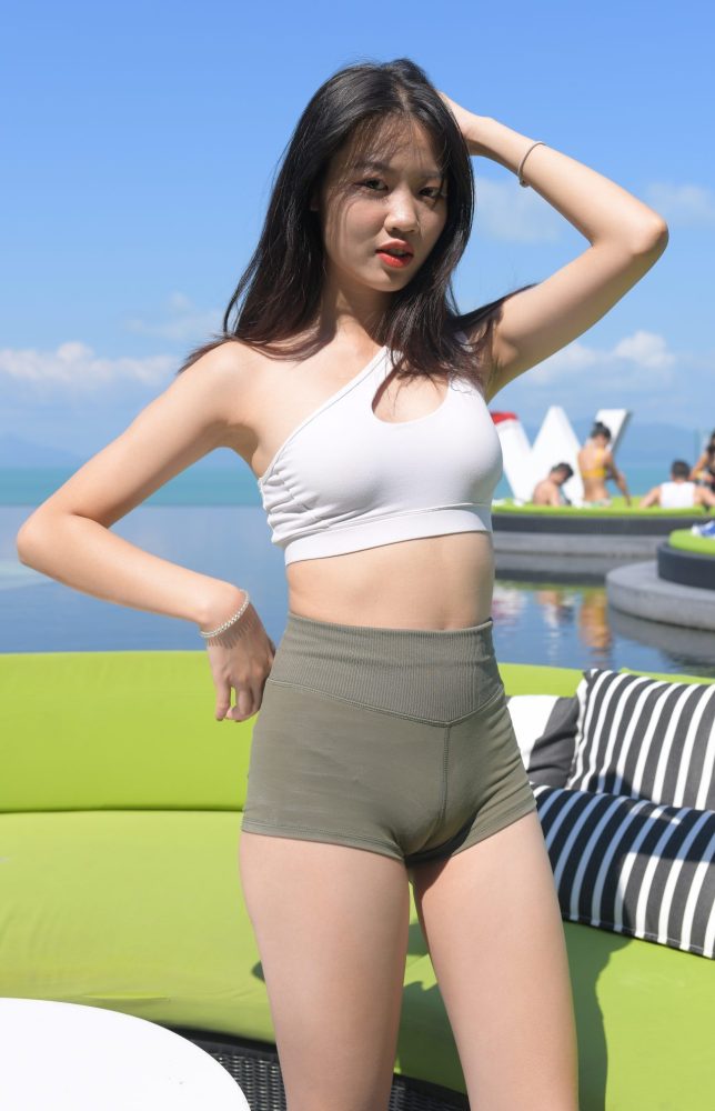 P0002 372P-7.4G绿色紧身短裤-妩媚图册